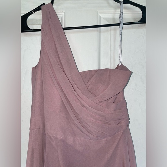 David’s Bridal CELEBRATE DB STUDIO The Daydream Dress full skirt one shoulder - Picture 5 of 11